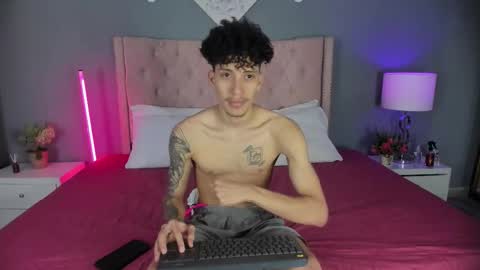 Snapshot of joeandemma chatting on 11.20.25 Emma Joe online show from 11.20.25