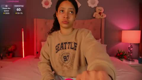 Snapshot of joeandemma chatting on 11.22.25 Emma Joe online show from 11.22.25