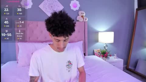 Snapshot of joeandemma chatting on 11.27.25 Emma Joe online show from 11.27.25