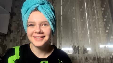 Snapshot of joeannfurgison chatting on 02.25.26 Aurora online show from 02.25.26