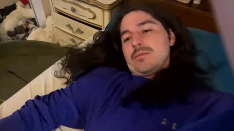 Snapshot of joeybolagna chatting on 01.11.25 Boytoy online show from 01.11.25