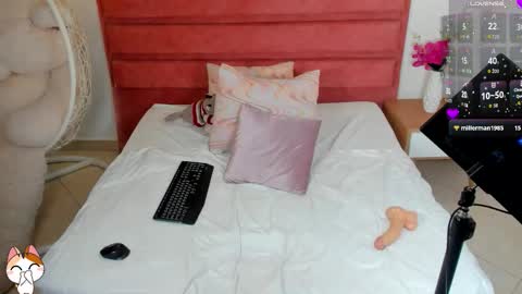 Snapshot of joha_keany chatting on 11.16.25 Joha Keany online show from 11.16.25