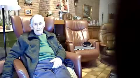 johan7 heet online show from 12.13.24