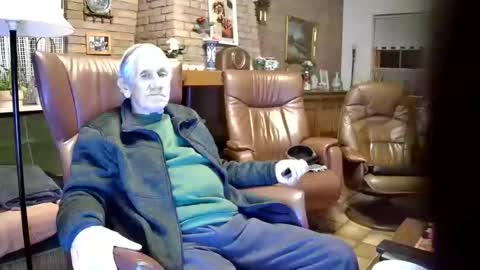 johan7 heet online show from 12.13.24