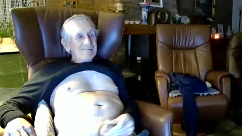 johan7 heet online show from 12.16.24