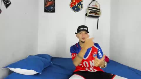 johan_and_antonella online show from 12.17.25