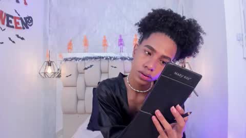 Johan  online show from 10.10.25