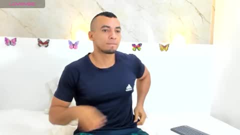 johan online show from 10.14.25