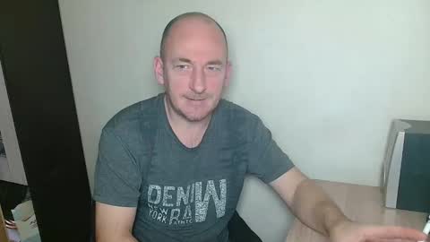 Johan online show from 12.21.25