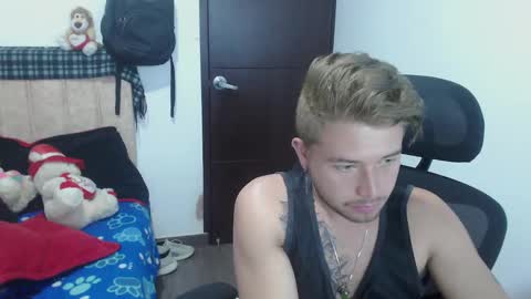 JOHAN independient model online show from 10.03.25