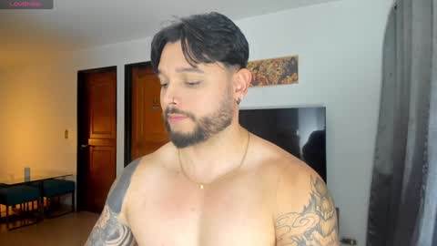 Snapshot of johatsu chatting on 01.15.25 King - online show from 01.15.25