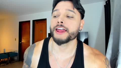 Snapshot of johatsu chatting on 01.16.25 King - online show from 01.16.25