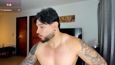 Snapshot of johatsu chatting on 02.18.25 King - online show from 02.18.25