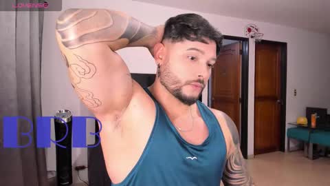 Snapshot of johatsu chatting on 11.15.25 King - online show from 11.15.25