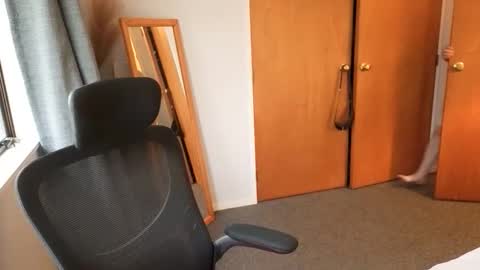 Snapshot of john_bear1 chatting on 04.06.26 john_bear1 online show from 04.06.26