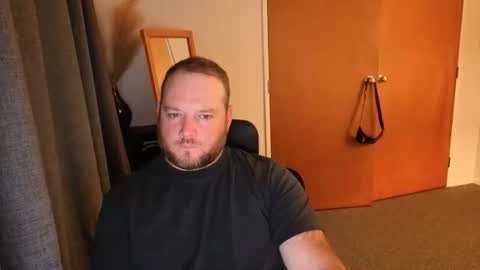 Snapshot of john_bear1 chatting on 04.08.26 john_bear1 online show from 04.08.26