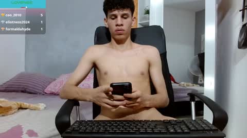 john_ssnow29 online show from 01.03.25