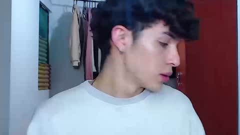 John Vichenso online show from 09.18.25