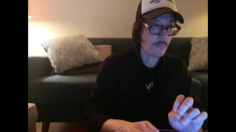 Johnee online show from 10.17.25