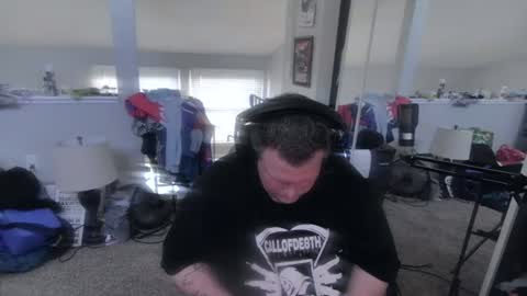 Snapshot of johnfernandez784 chatting on 06.24.26 johnfernandez784 online show from 06.24.26