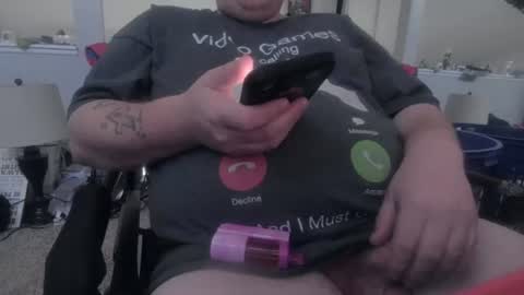 Snapshot of johnfernandez784 chatting on 06.29.26 johnfernandez784 online show from 06.29.26