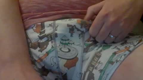 Snapshot of johnjerkof chatting on 01.22.25 johnjerkof online show from 01.22.25