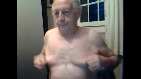 Snapshot of johnjohn6226623 chatting on 02.04.25 johnjohn6226 online show from 02.04.25