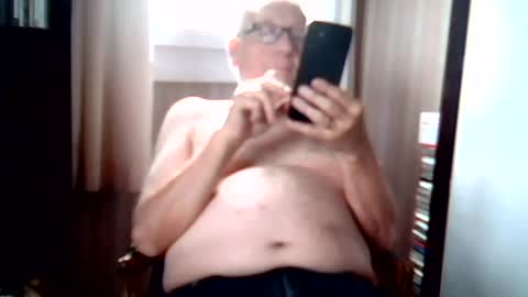 Snapshot of johnjohn6226623 chatting on 06.06.26 johnjohn6226 online show from 06.06.26