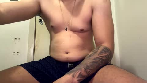 Snapshot of johnjow10 chatting on 09.18.25 JOHN online show from 09.18.25