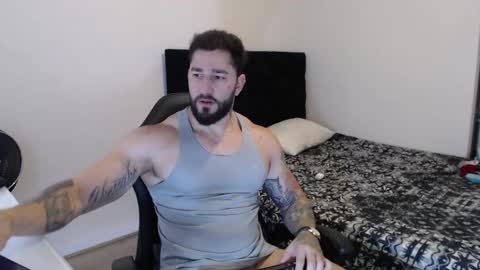 Snapshot of johnklleyn chatting on 12.21.24 john online show from 12.21.24