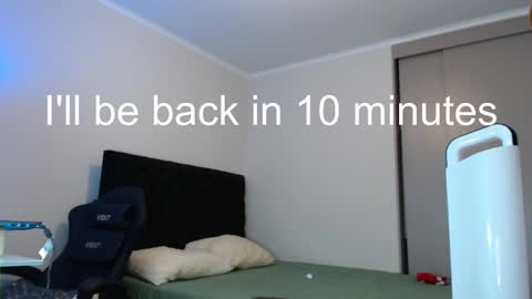 Snapshot of johnklleyn chatting on 01.21.25 john online show from 01.21.25