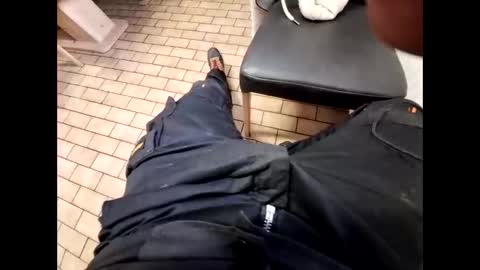 Snapshot of johnlong25cm chatting on 12.27.24 johnlong25cm online show from 12.27.24