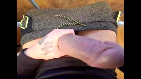 Snapshot of johnlong25cm chatting on 12.29.24 johnlong25cm online show from 12.29.24