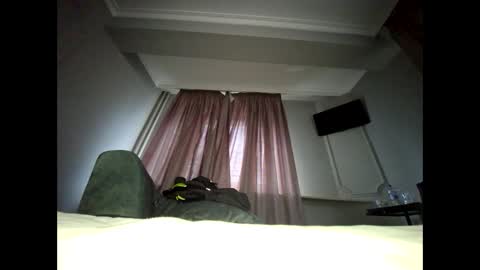 Snapshot of johnlong25cm chatting on 03.23.26 johnlong25cm online show from 03.23.26