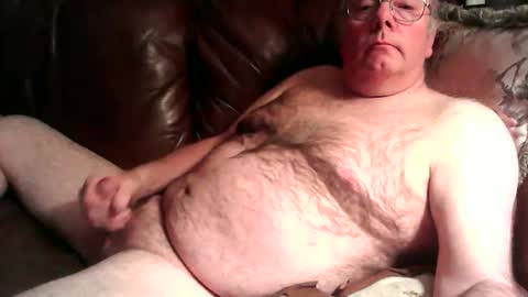 Snapshot of johnny61m chatting on 12.04.25 Johnny online show from 12.04.25