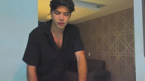 johnny_bravo777 online show from 02.16.25