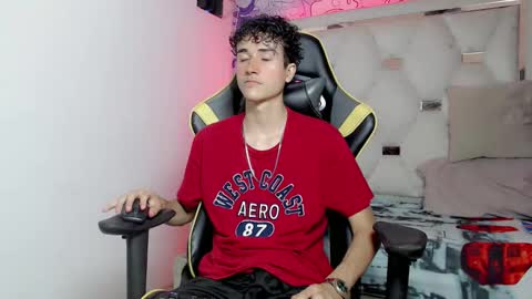 johnny_cagee online show from 10.02.25