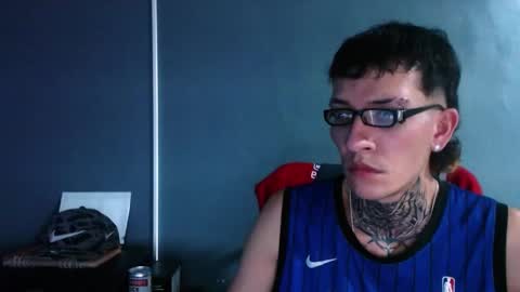 johnsonisaac94  online show from 12.08.24