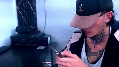 johnsonisaac94  online show from 02.09.25