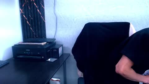 johnsonisaac94  online show from 02.10.25