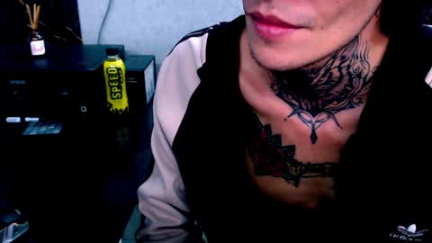 johnsonisaac94  online show from 02.22.25