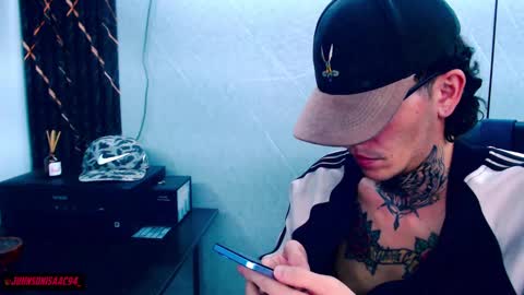 johnsonisaac94  online show from 02.25.25