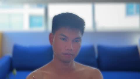 Snapshot of johnstrange_au chatting on 12.04.25 John Strange online show from 12.04.25