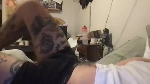 johntizzz online show from 12.22.25