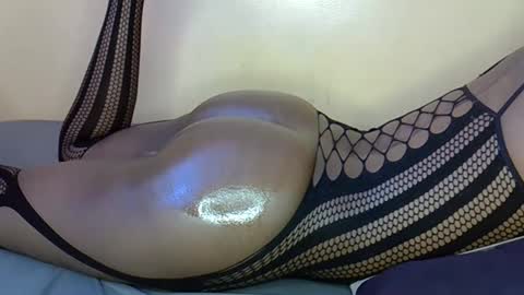 joiuyip online show from 04.11.26