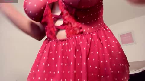 Snapshot of jolene_sun chatting on 10.28.25 Jolene online show from 10.28.25