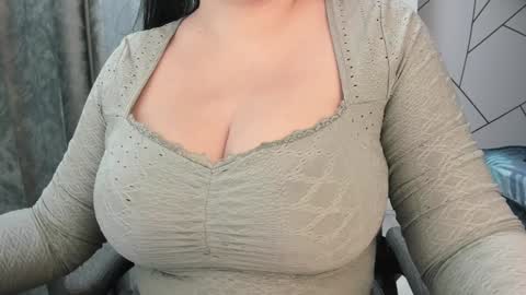 Jolene online show from 01.03.25