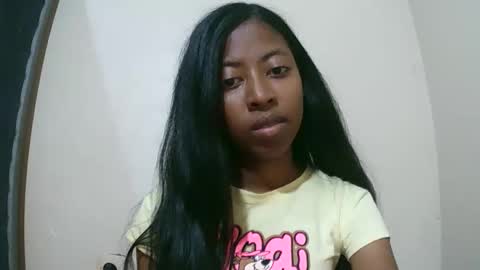 Snapshot of joliekah27 chatting on 12.19.25 joliekah27 online show from 12.19.25