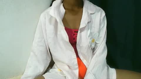 Snapshot of joliekah27 chatting on 02.01.26 joliekah27 online show from 02.01.26