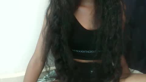 Snapshot of joliekah27 chatting on 02.14.26 joliekah27 online show from 02.14.26